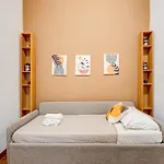 Fine Line House In Trastevere, With Puccio * Roma
