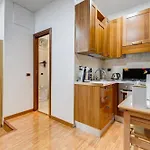 Fine Line House In Trastevere, With Puccio Roma