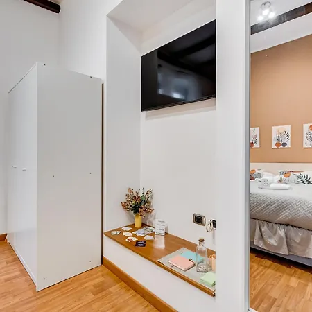 Fine Line House In Trastevere, With Puccio Apartmán Řím