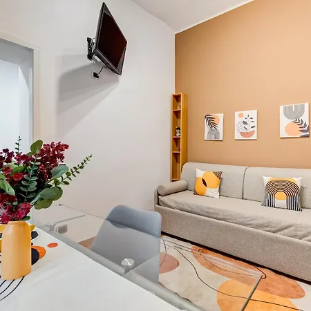 Apartment Fine Line House In Trastevere, With Puccio *