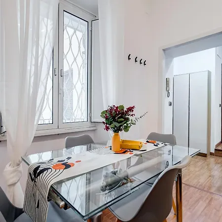 Apartment Fine Line House In Trastevere, With Puccio Rom